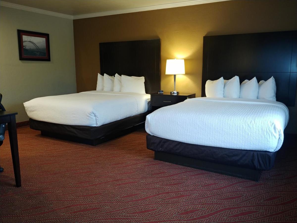Best Western Plus Parkway Inn Уилсонвилл Экстерьер фото